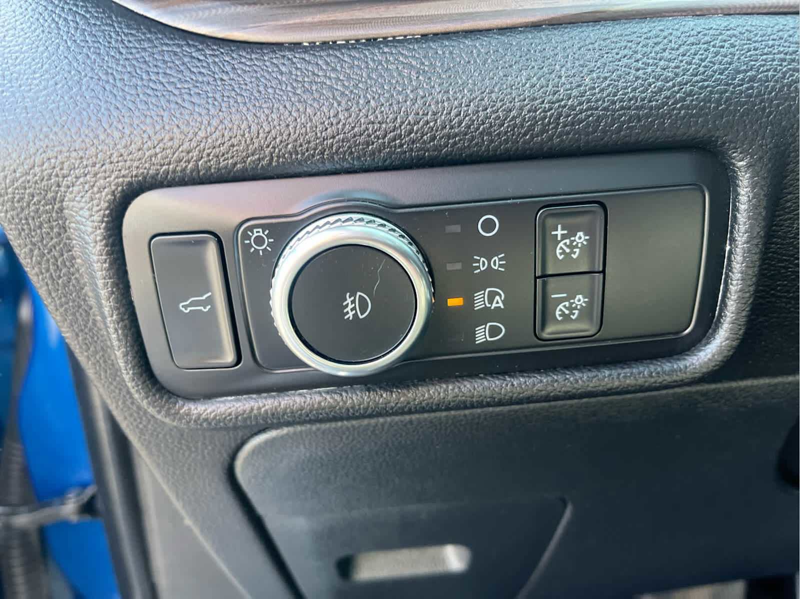 Used 2020 Ford Explorer Limited image 34