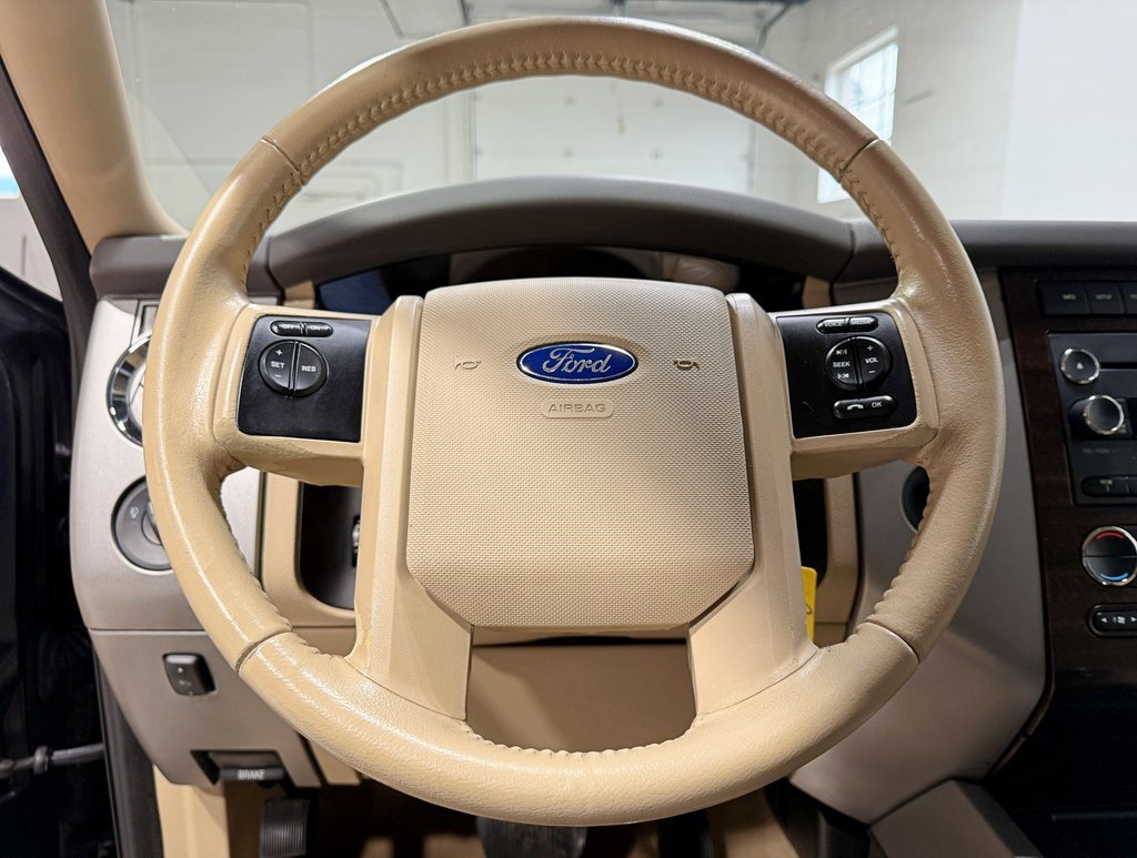 Used 2014 Ford Expedition EL XLT w/ Equipment Group 202A image 10