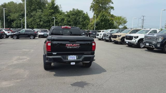 Used 2025 GMC Canyon Denali AWD/4WD image 7