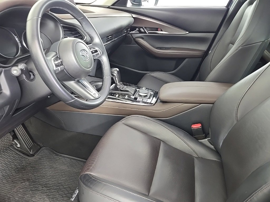 Used 2021 MAZDA CX-30 AWD 2.5 S w/ Premium Package image 16