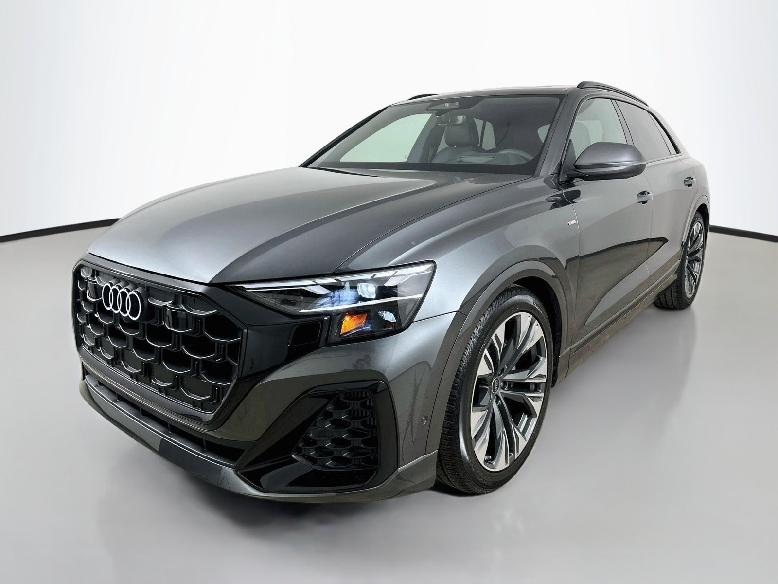 New 2027 Audi Q8 Prestige AWD/4WD image 1