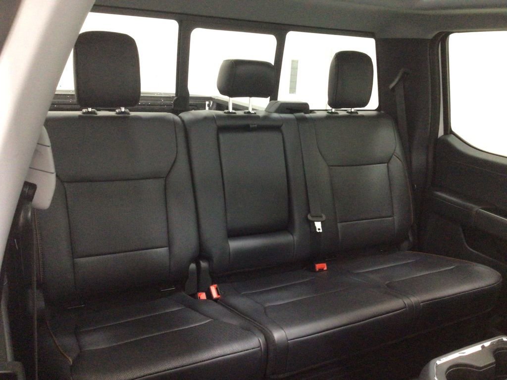 New 2025 Ford F250 Lariat w/ Lariat Ultimate Package image 33