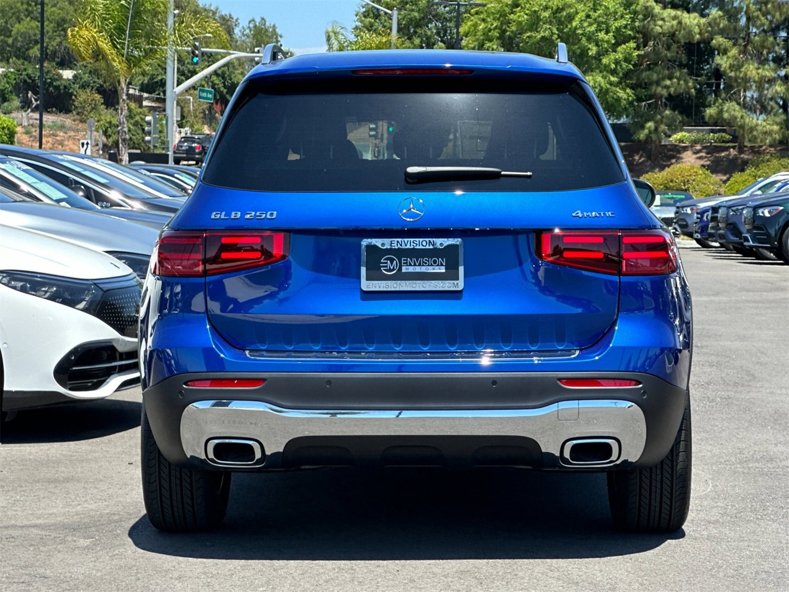 New 2025 Mercedes-Benz GLB 250 4MATIC image 4