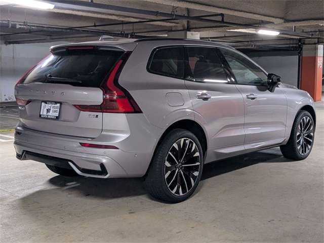 New 2026 Volvo XC60 B5 Ultra w/ Climate Package PRO image 3