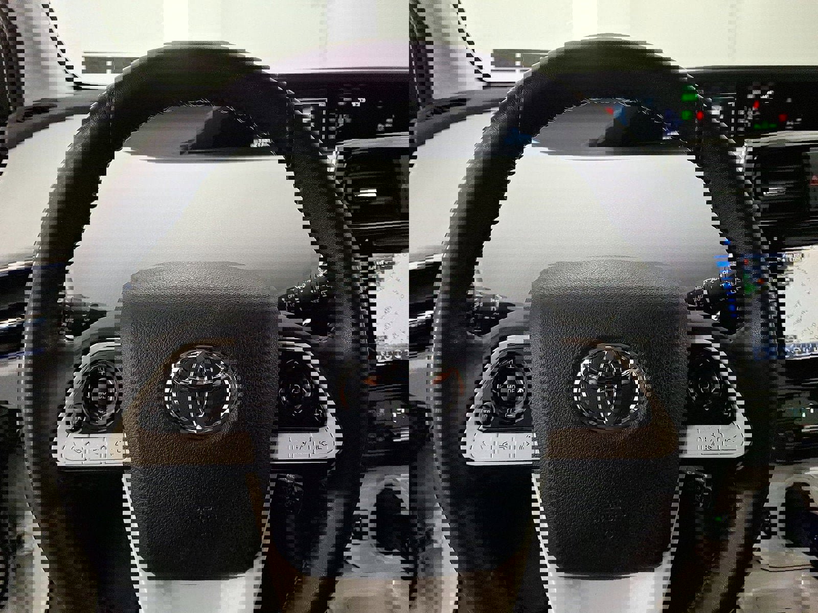 Used 2017 Toyota Prius Four Touring image 16