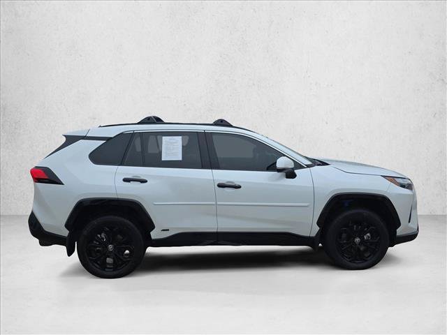 Used 2024 Toyota RAV4 SE AWD/4WD image 4