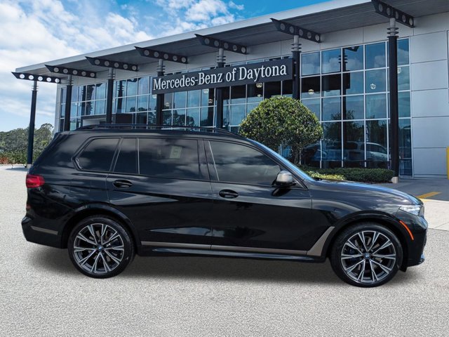 Used 2021 BMW X7 M50i w/ Cold Weather Package image 3