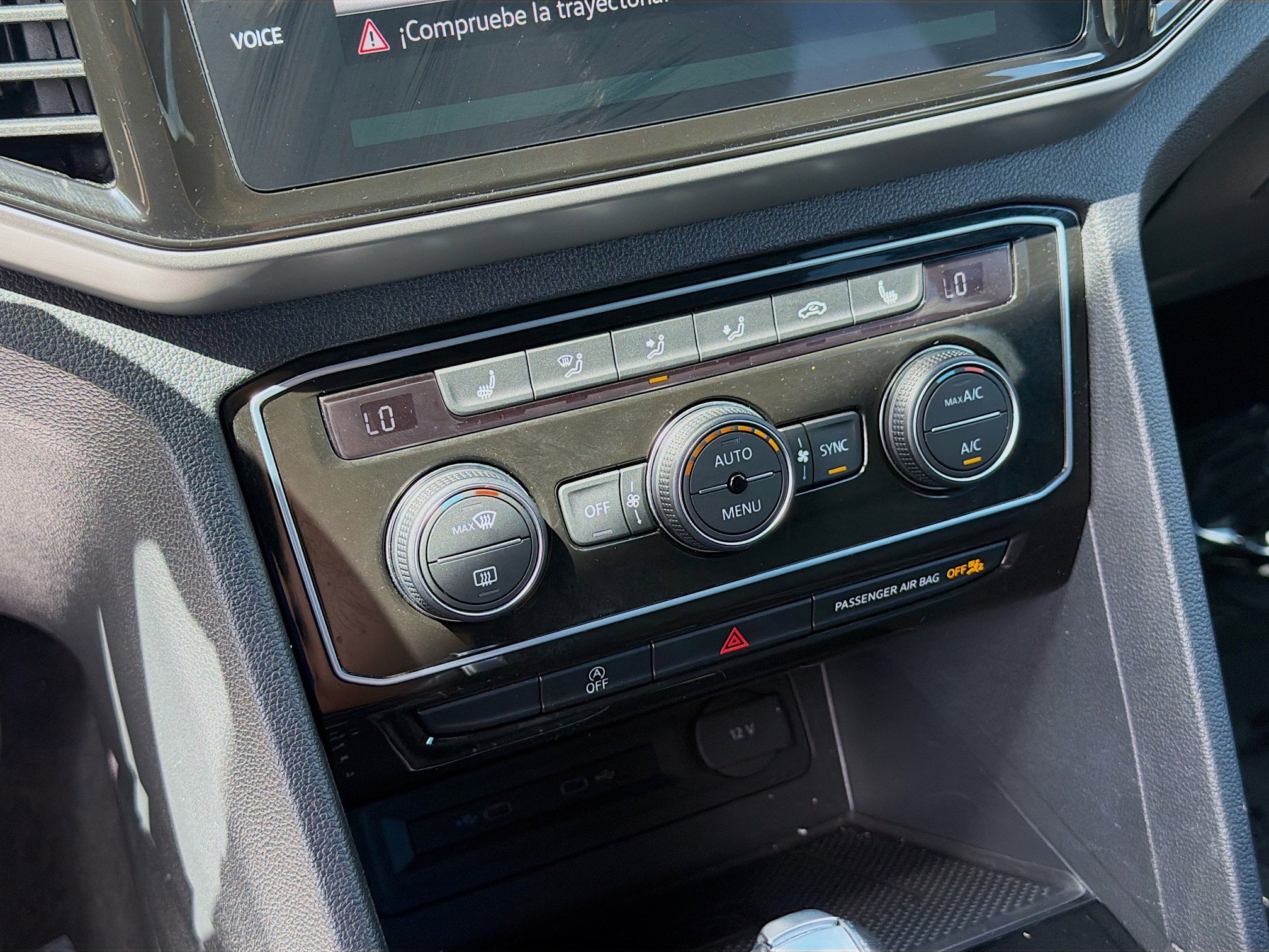 Used 2023 Volkswagen Atlas Cross Sport SE w/ Black Wheel Package image 14