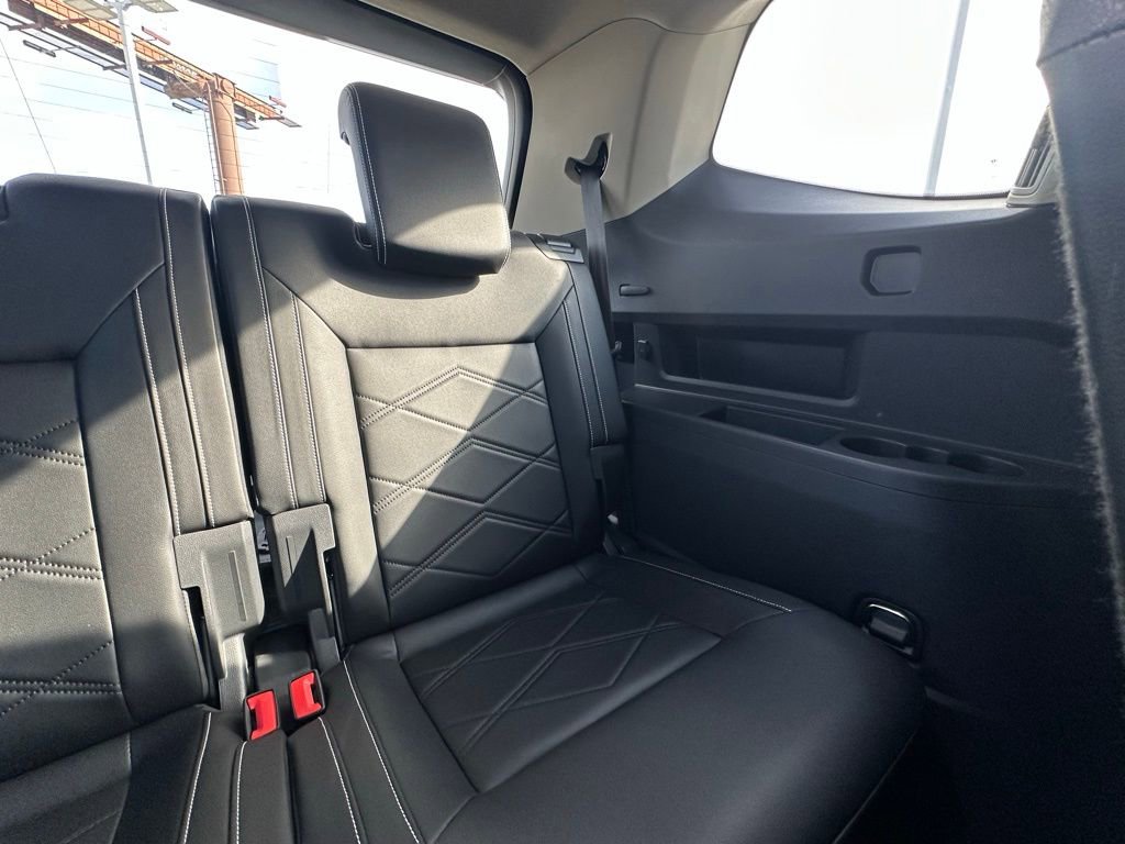 Used 2024 Volkswagen Atlas SE image 22