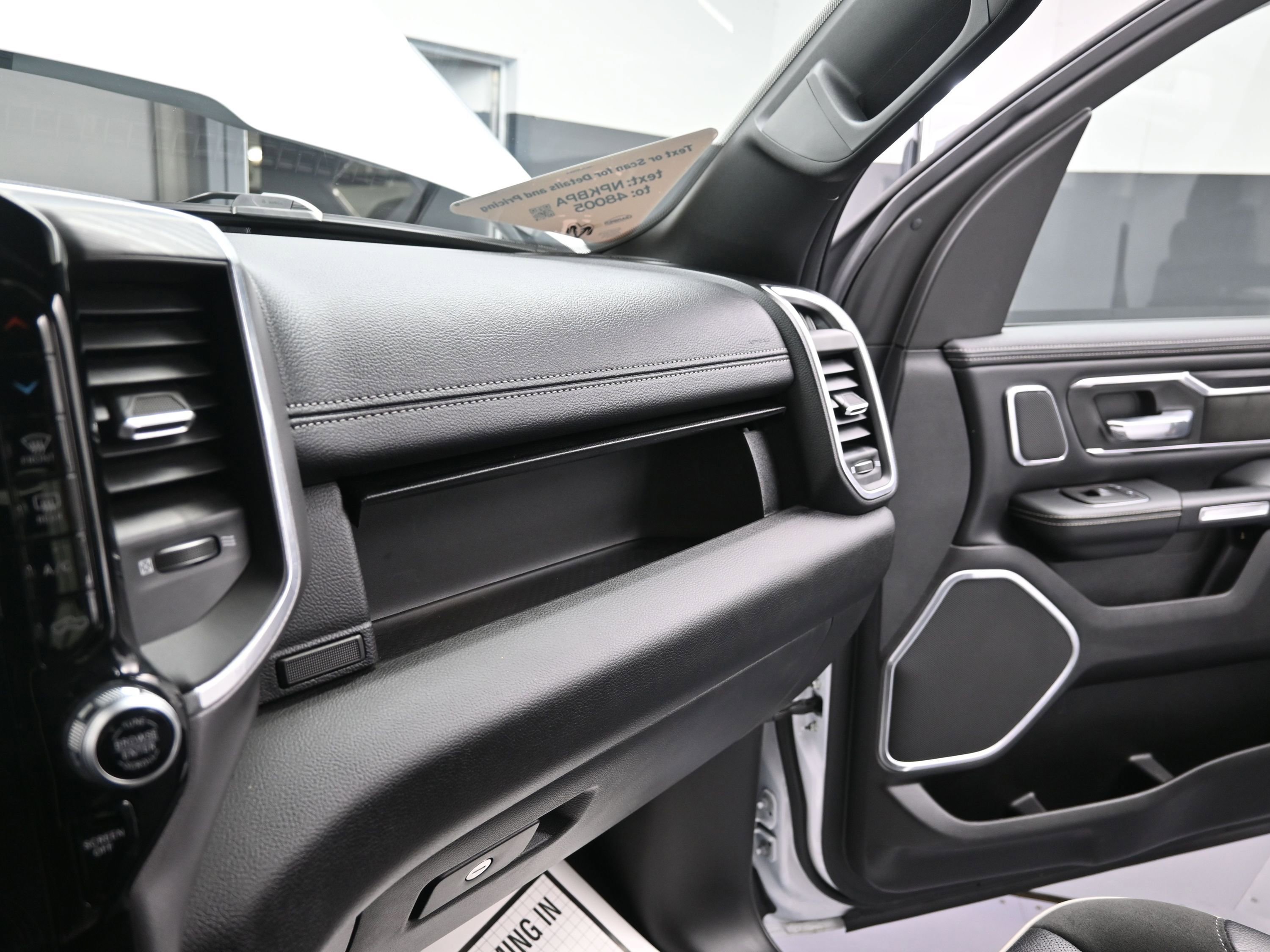 Used 2023 RAM 1500 Laramie image 21