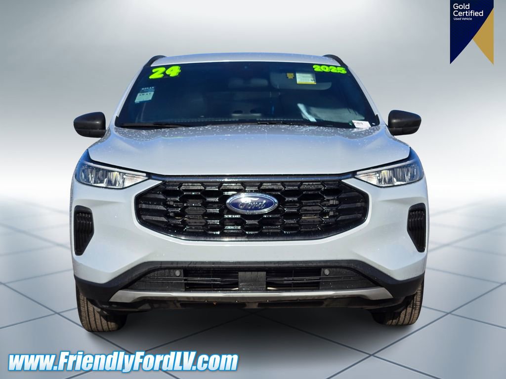 Certified 2025 Ford Escape ST-Line image 6