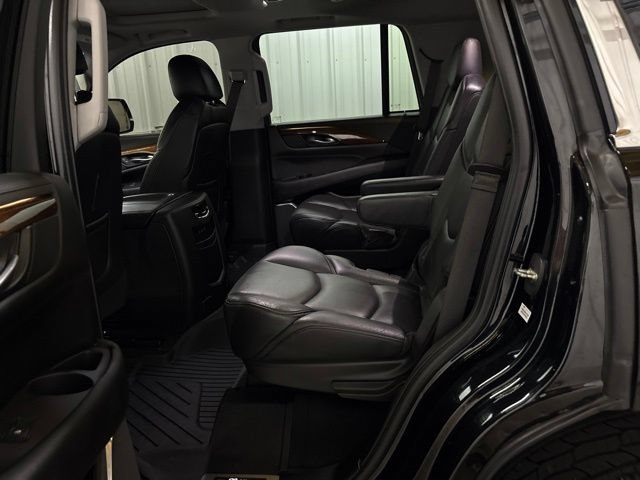 Used 2019 Cadillac Escalade Premium Luxury AWD/4WD image 23