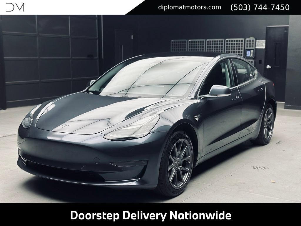 Used 2018 Tesla Model 3 Long Range RWD image 1