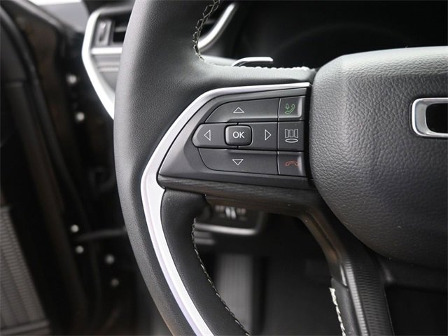 Used 2024 Jeep Grand Cherokee L Altitude image 34