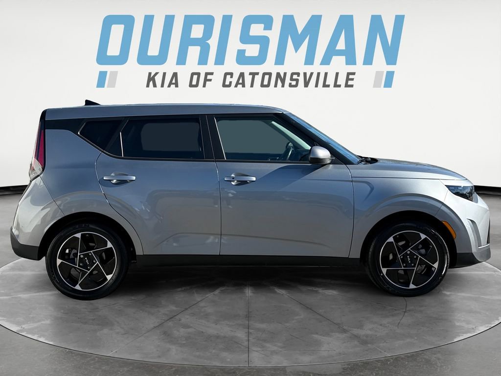 Used 2025 Kia Soul EX image 7