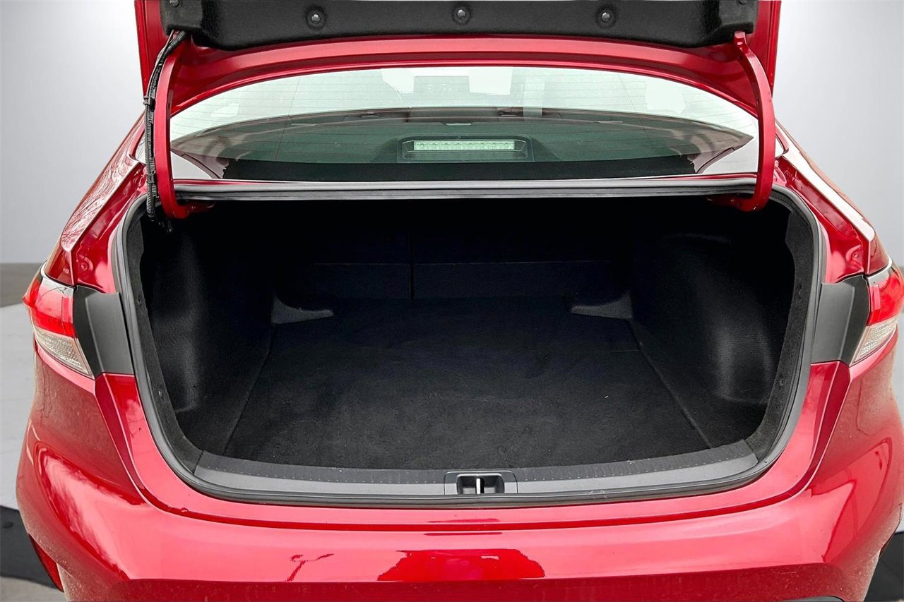 Used 2024 Toyota Corolla LE image 24