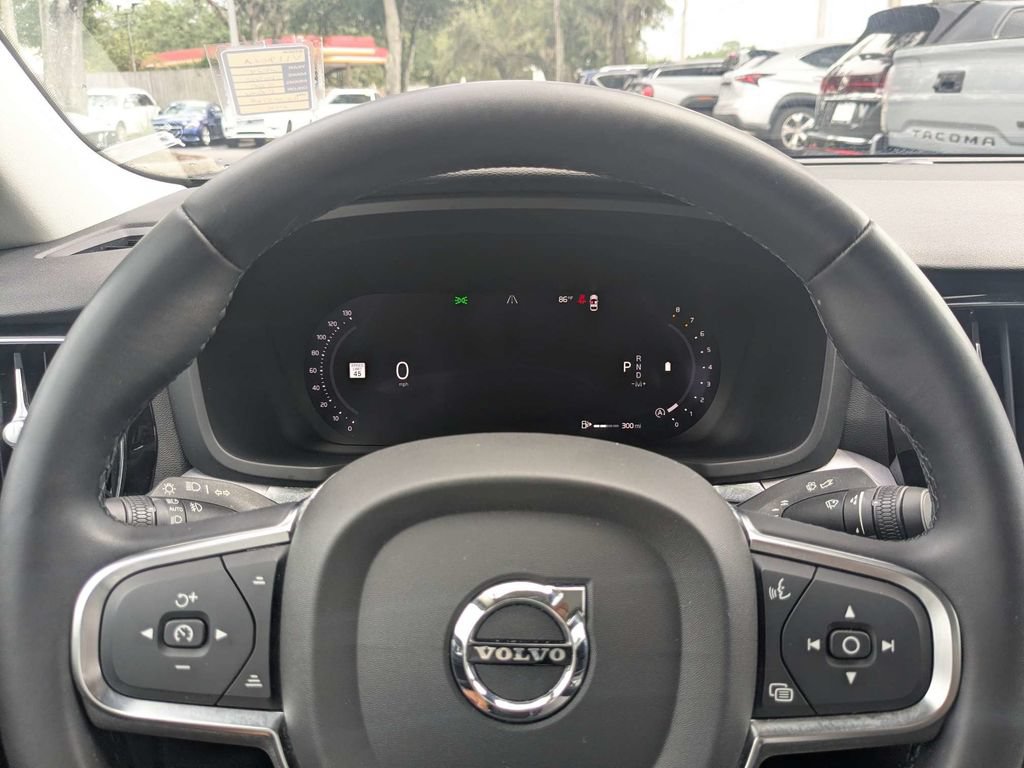 Certified 2024 Volvo S60 B5 Core AWD/4WD image 38
