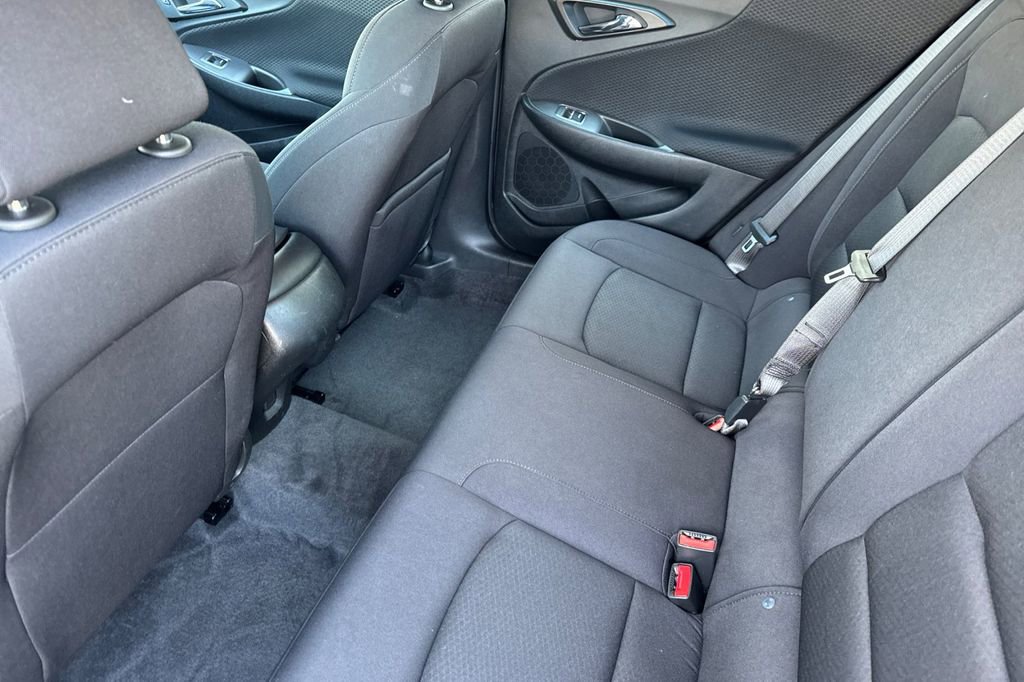 Used 2024 Chevrolet Malibu RS FWD image 5