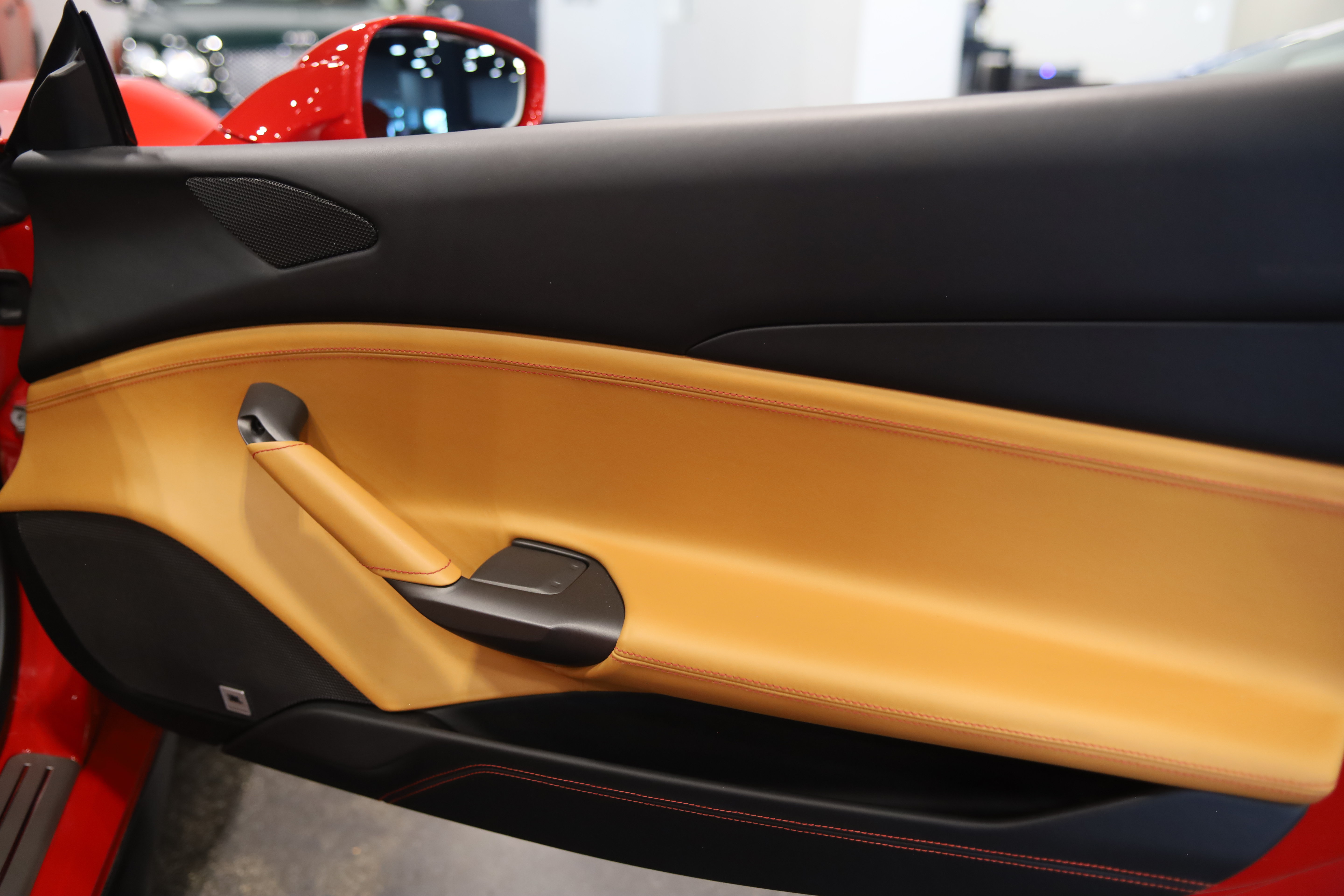 Used 2019 Ferrari 488 Spider RWD image 34