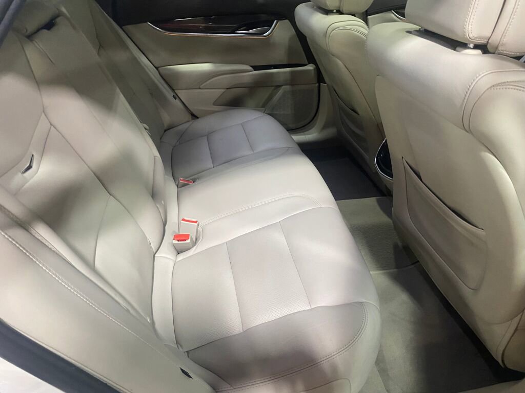 Used 2014 Cadillac XTS Platinum image 23