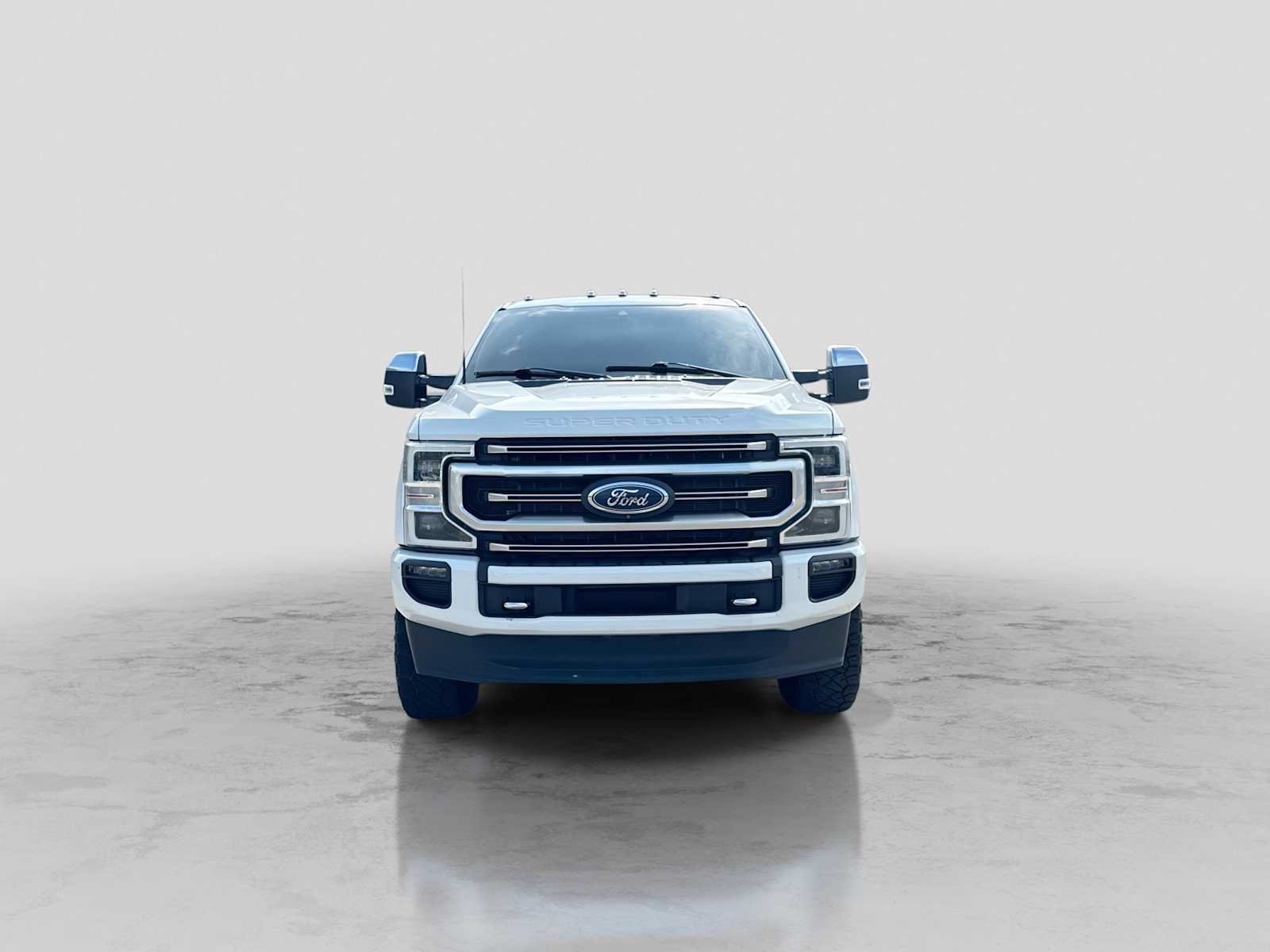 Used 2022 Ford F350 Platinum w/ FX4 Off-Road Package AWD/4WD image 9