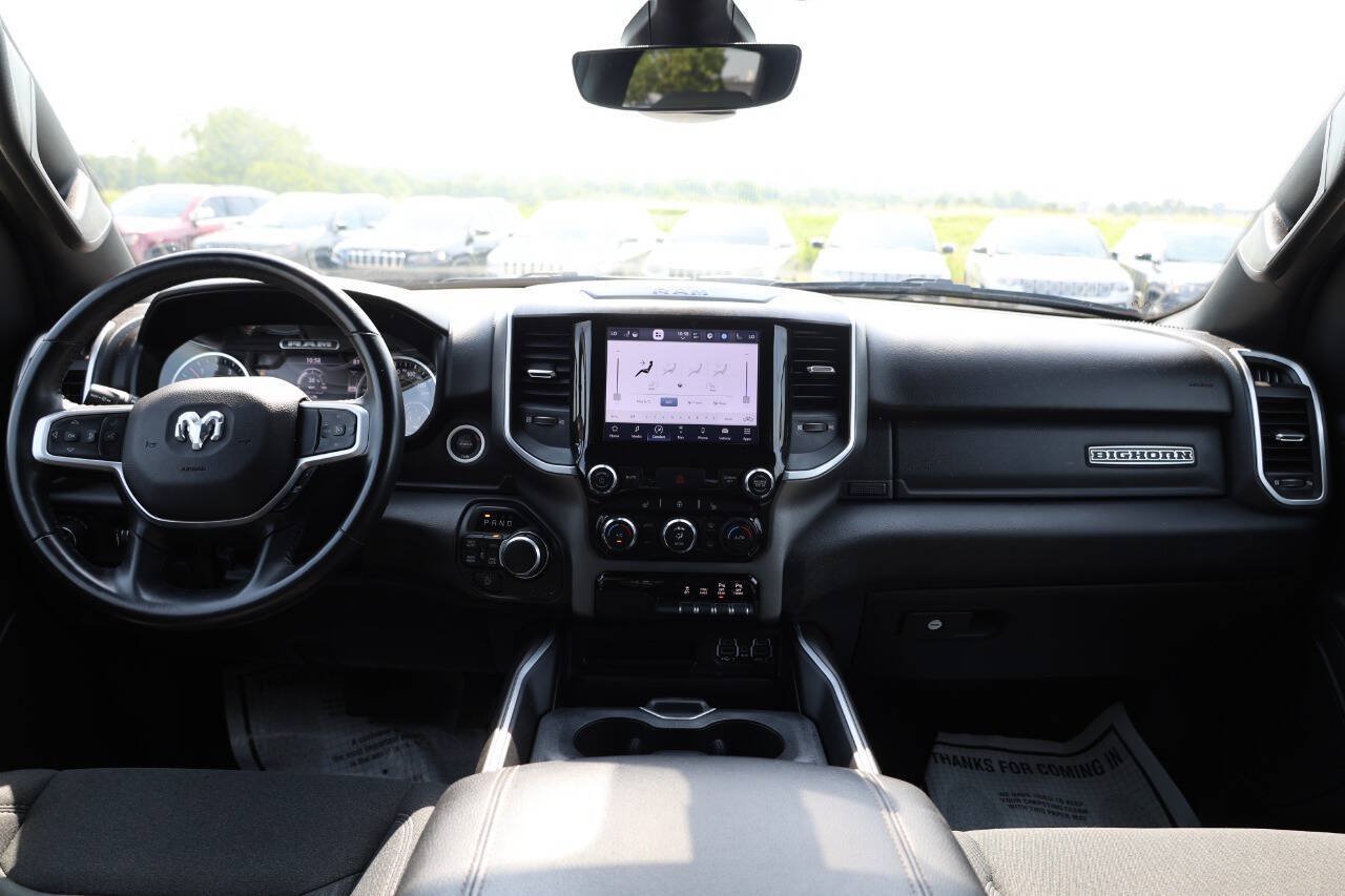 Used 2022 RAM 1500 Big Horn AWD/4WD image 14