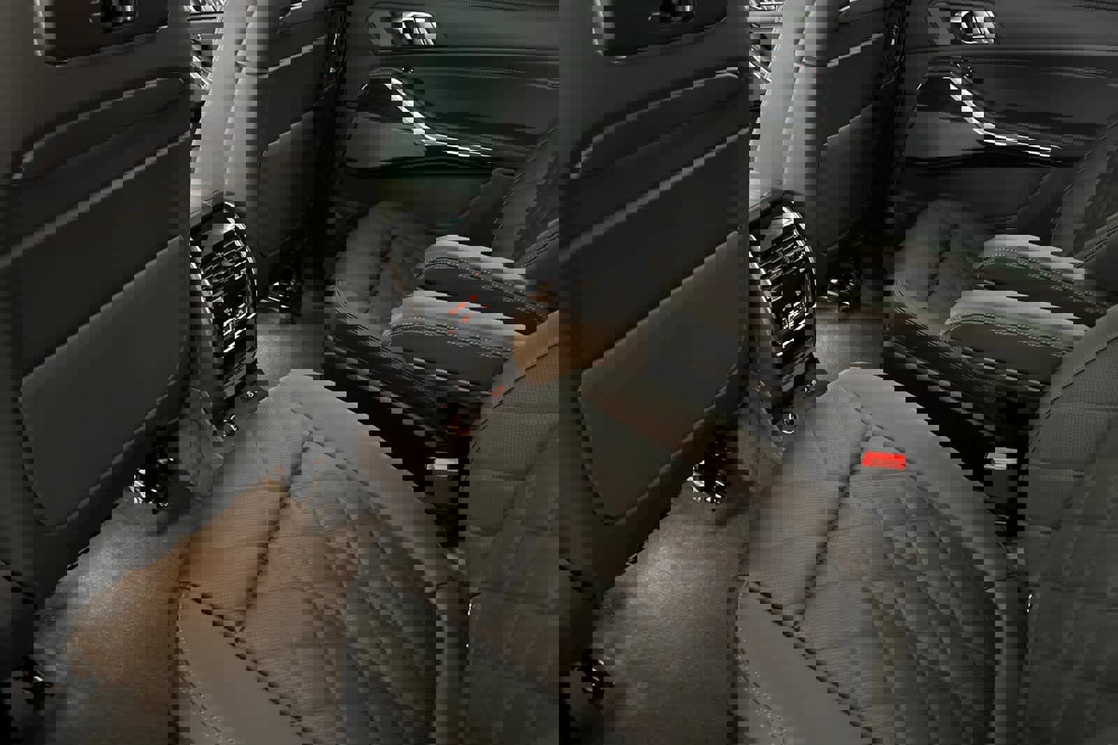 New 2026 BMW X7 xDrive40i w/ M Sport Package image 4