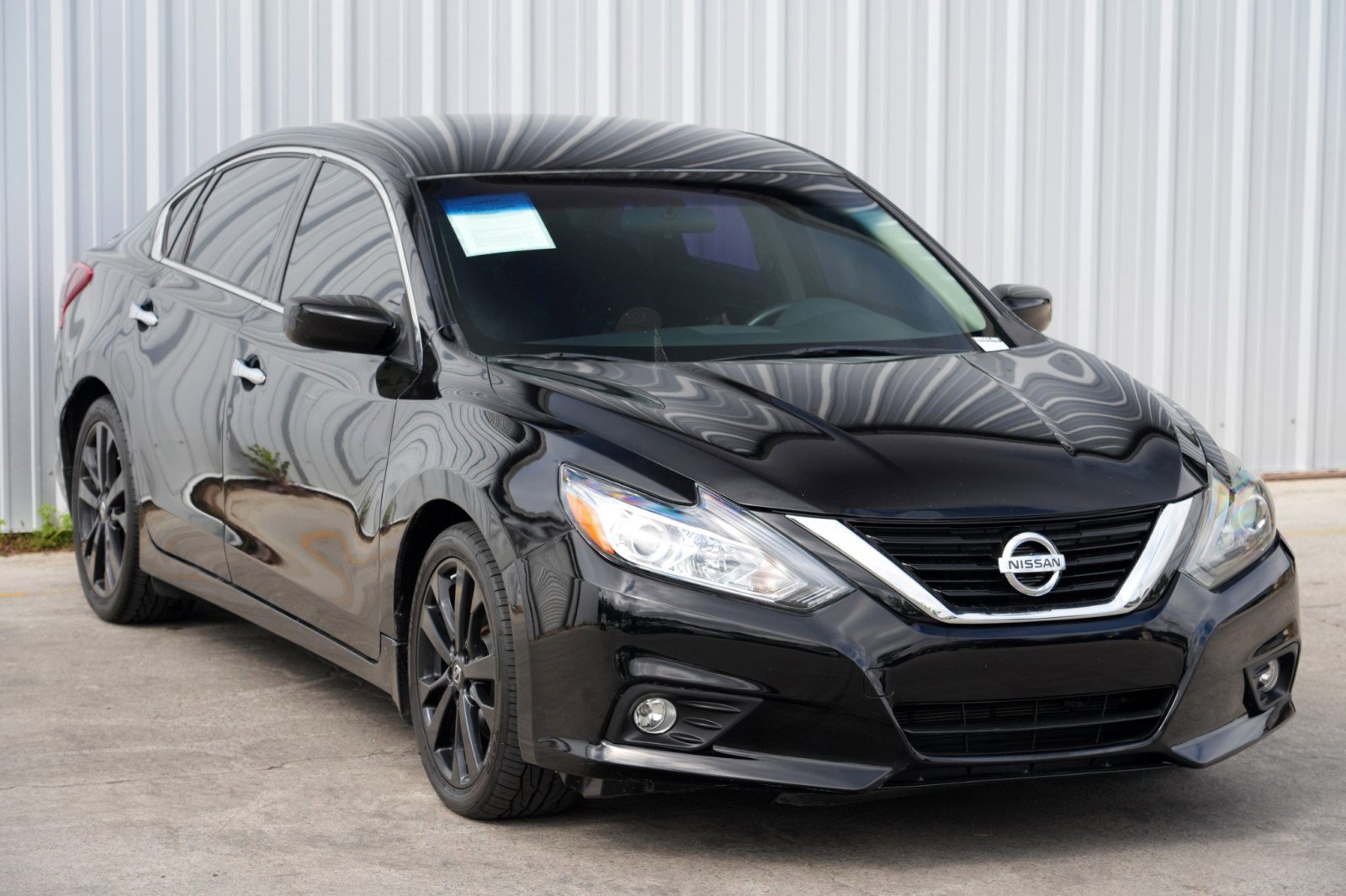 Used 2018 Nissan Altima 2.5 SR w/ SR Midnight Edition FWD image 49