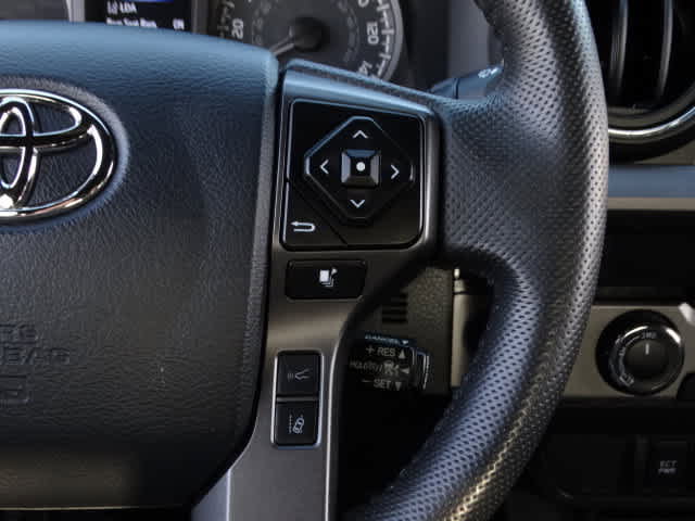 Certified 2023 Toyota Tacoma TRD Off-Road image 33