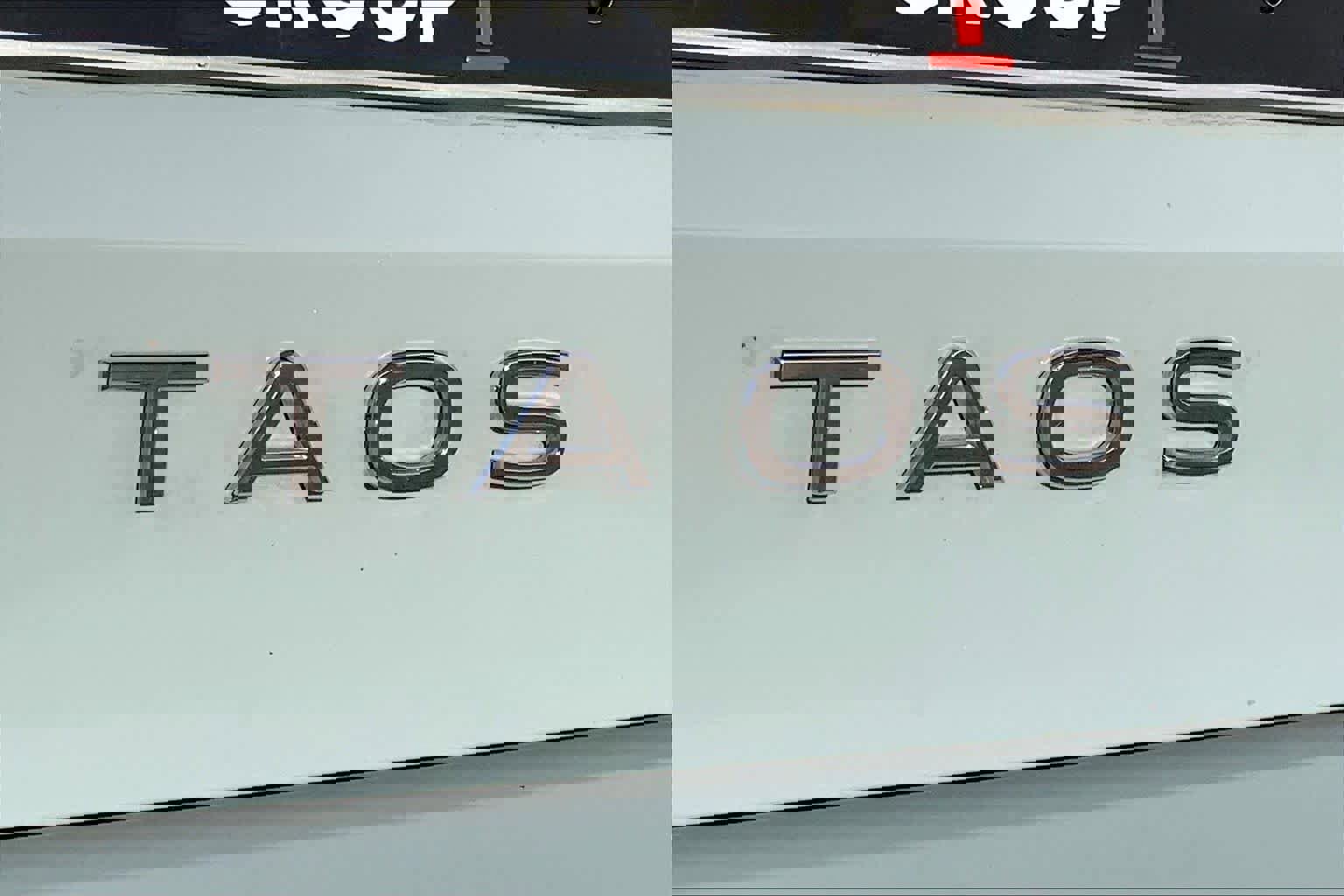 Used 2025 Volkswagen Taos SE FWD image 31