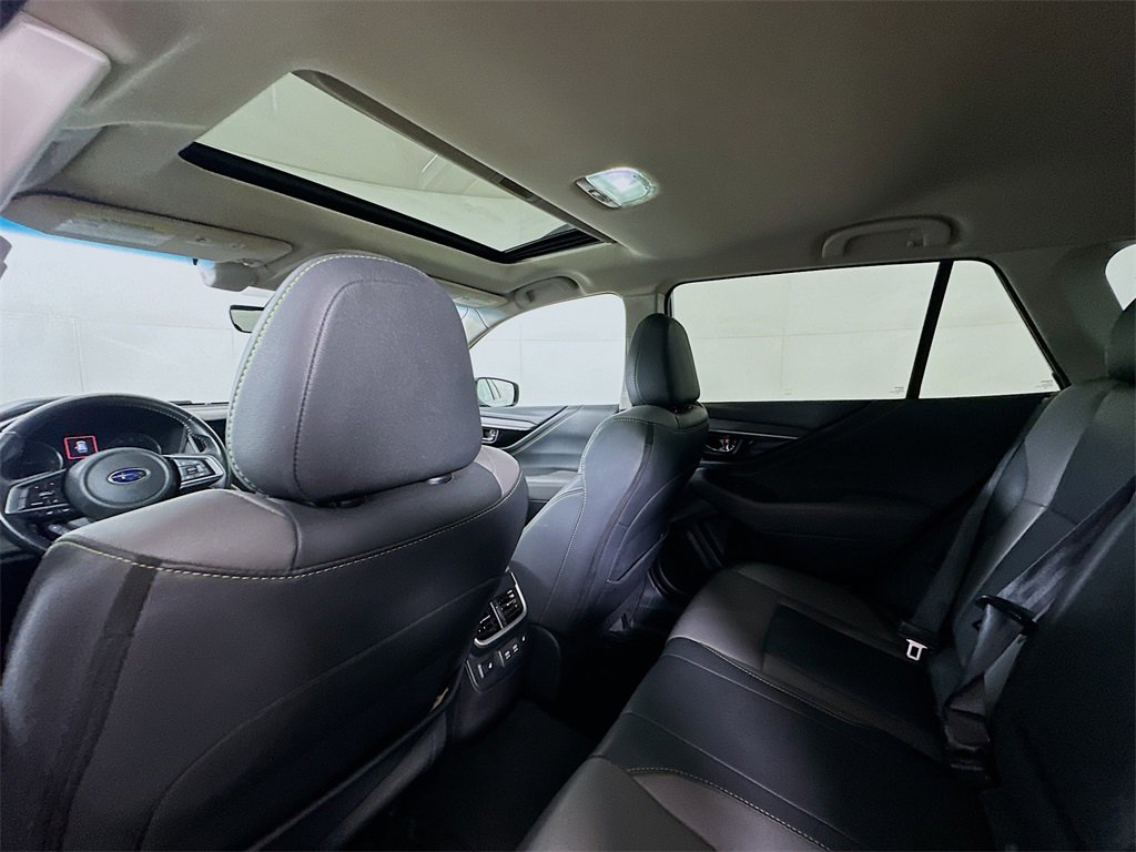 Used 2021 Subaru Outback Onyx Edition XT w/ Popular Package #2 image 12