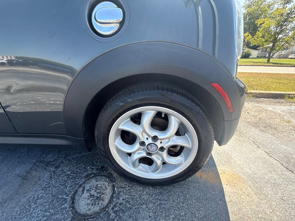 Used 2011 MINI Cooper S FWD image 6