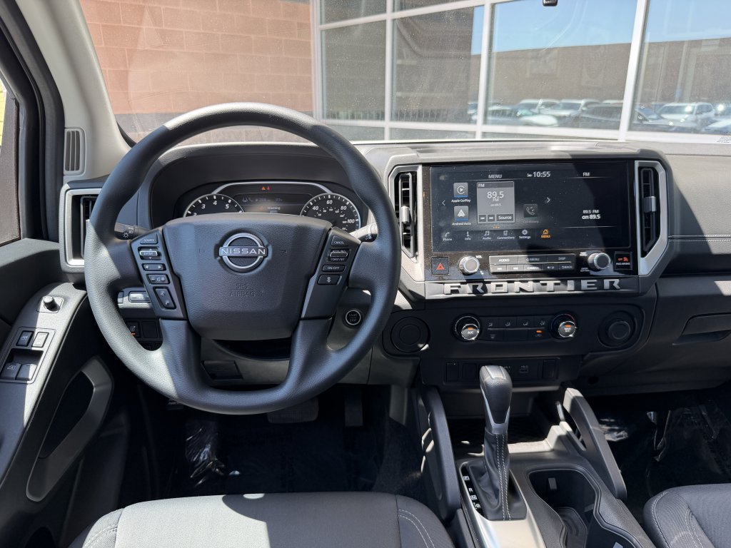 Used 2025 Nissan Frontier SV RWD image 16