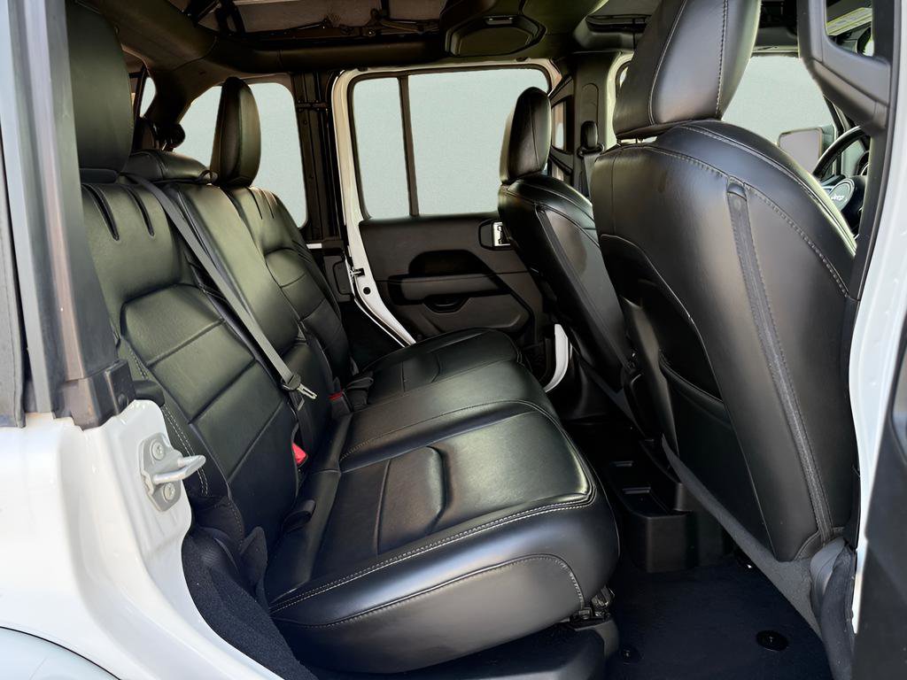 Used 2022 Jeep Wrangler Unlimited Sahara image 13