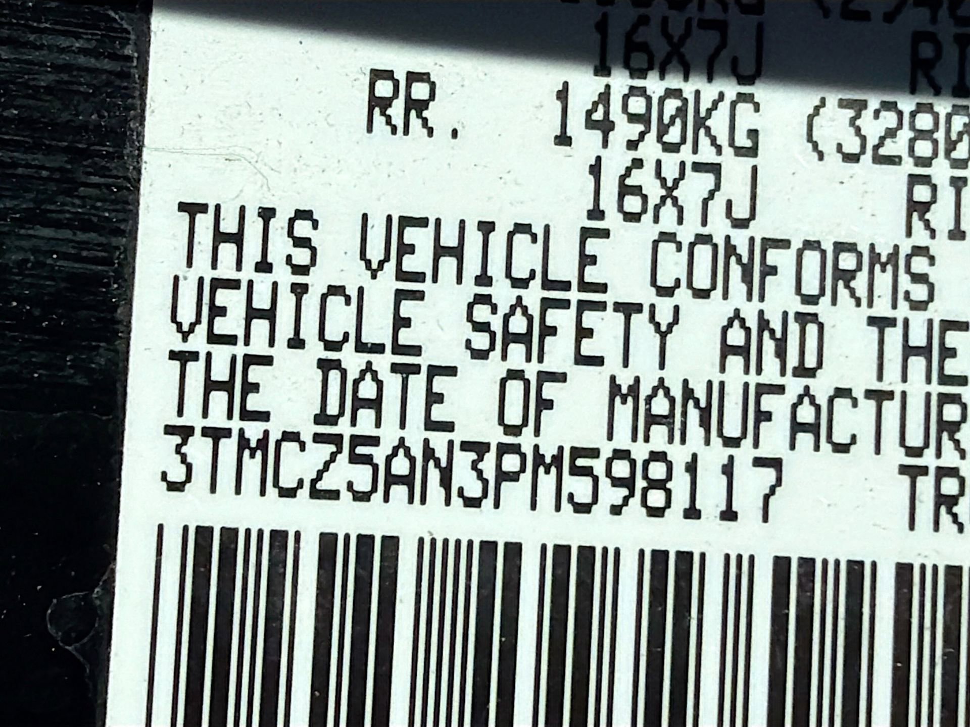 Used 2023 Toyota Tacoma TRD Off-Road w/ Technology Package image 31