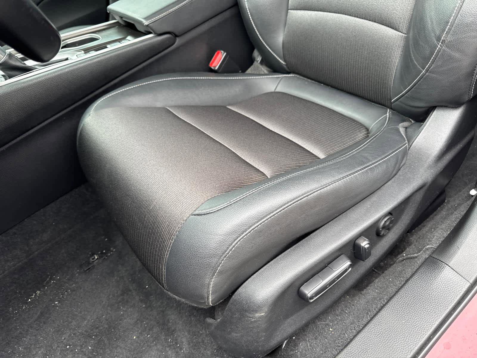 Used 2022 Honda Accord Sport image 16