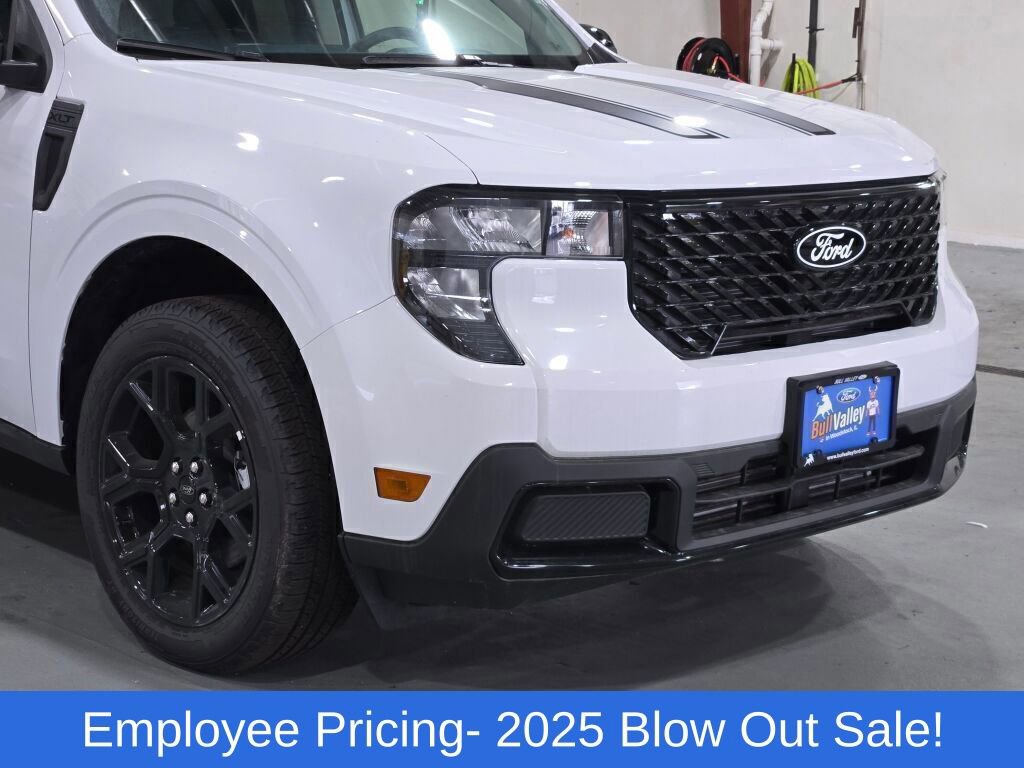 New 2025 Ford Maverick XLT w/ XLT Luxury Package AWD/4WD image 2