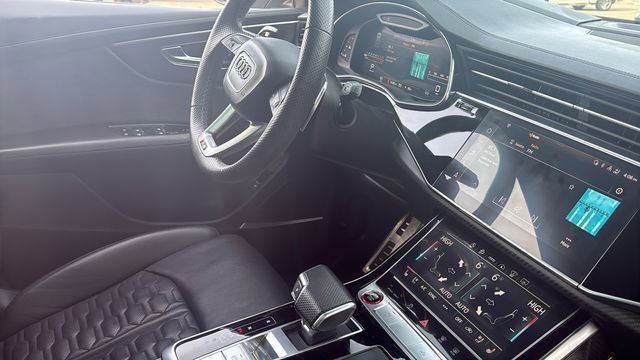 Used 2022 Audi RS Q8 image 13