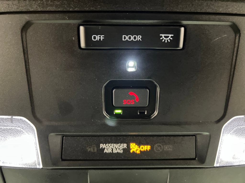 Used 2024 Toyota Tacoma TRD Sport RWD image 5
