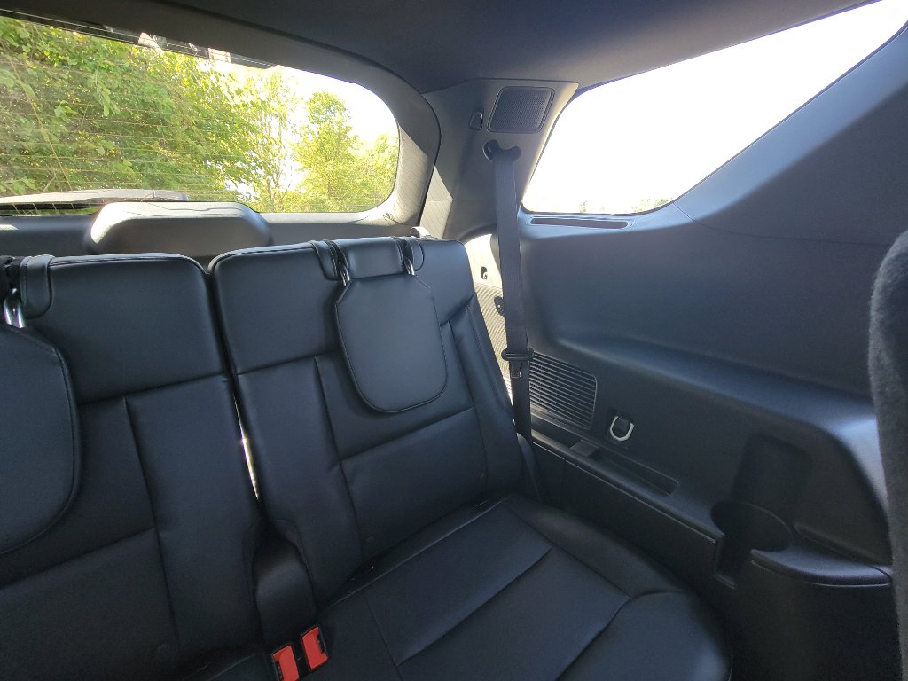 New 2026 Ford Explorer ST-Line w/ ST-Line Street Pack image 37