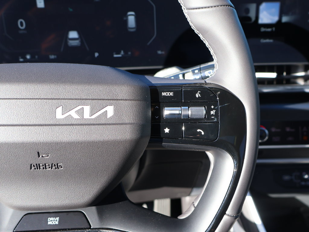 New 2027 Kia Carnival SX FWD image 24