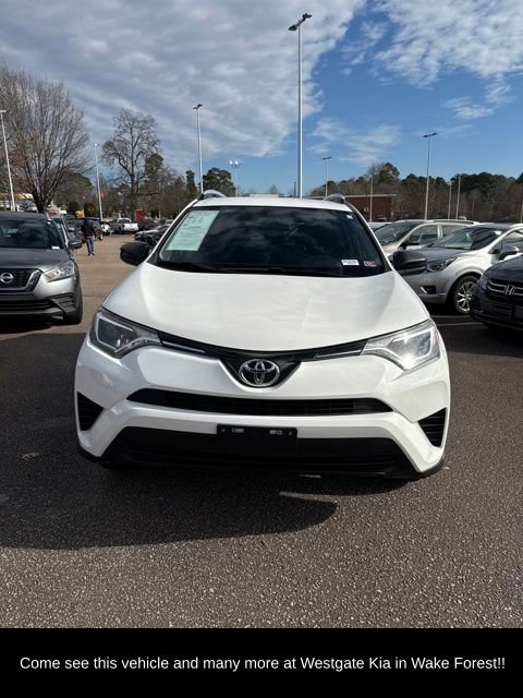 Used 2016 Toyota RAV4 LE image 2