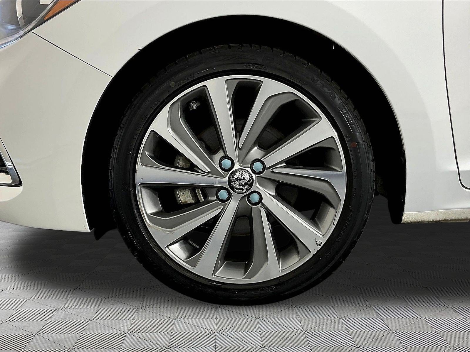 Used 2022 Hyundai Accent Limited FWD image 31