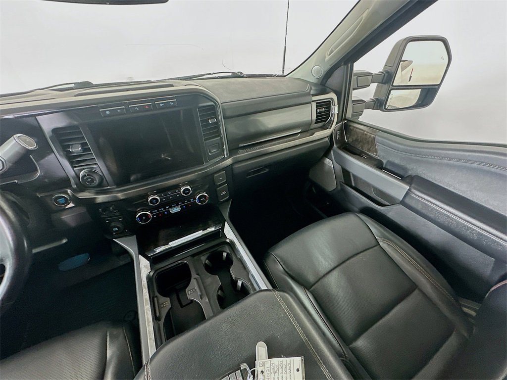 Used 2024 Ford F250 Lariat w/ Lariat Ultimate Package image 11