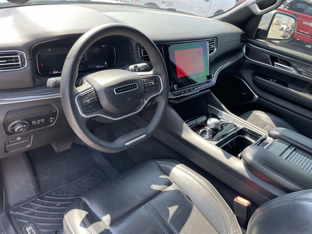 Used 2022 Jeep Wagoneer Series II AWD/4WD image 42