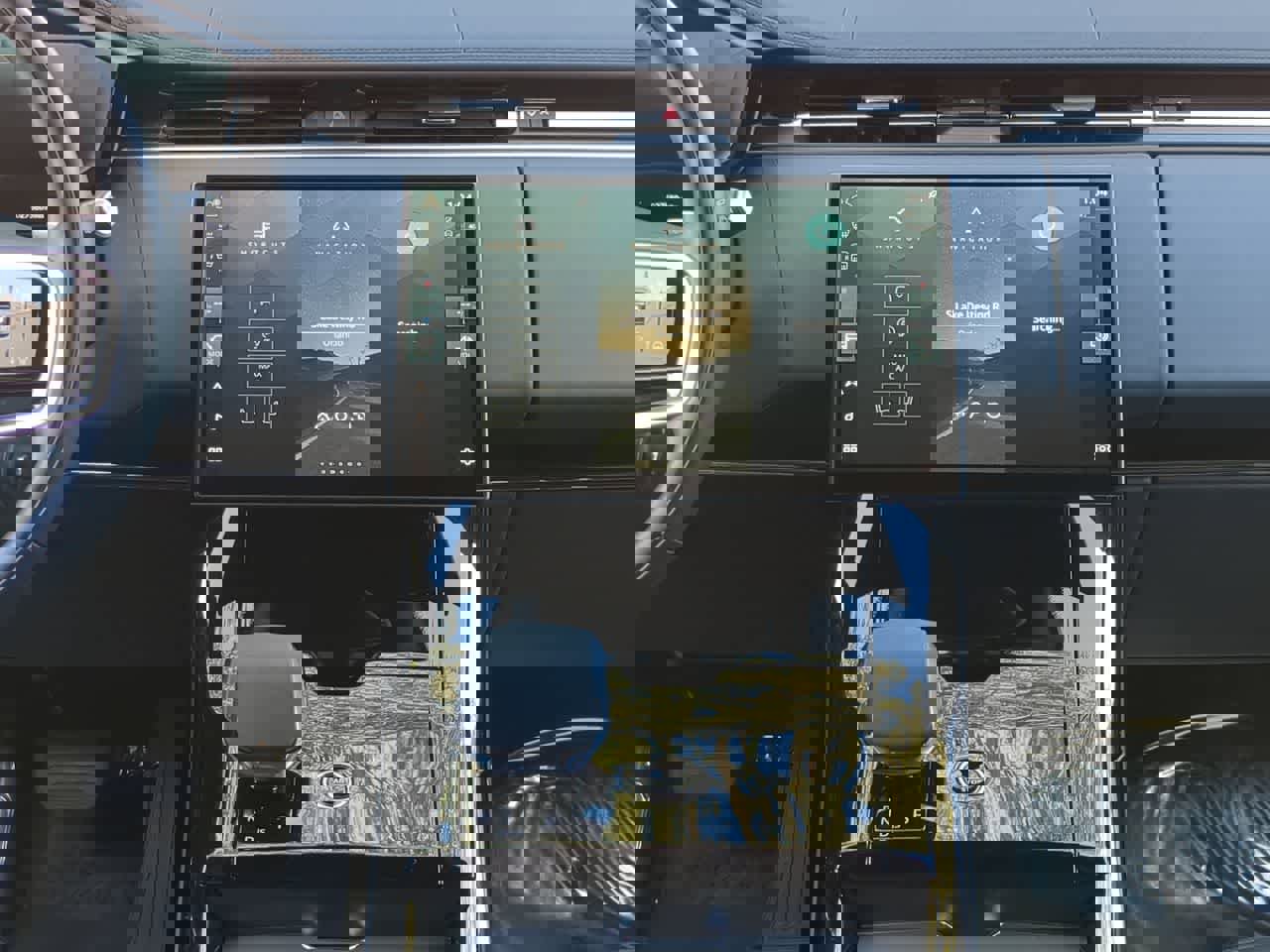 Used 2025 Land Rover Range Rover Sport SE image 30