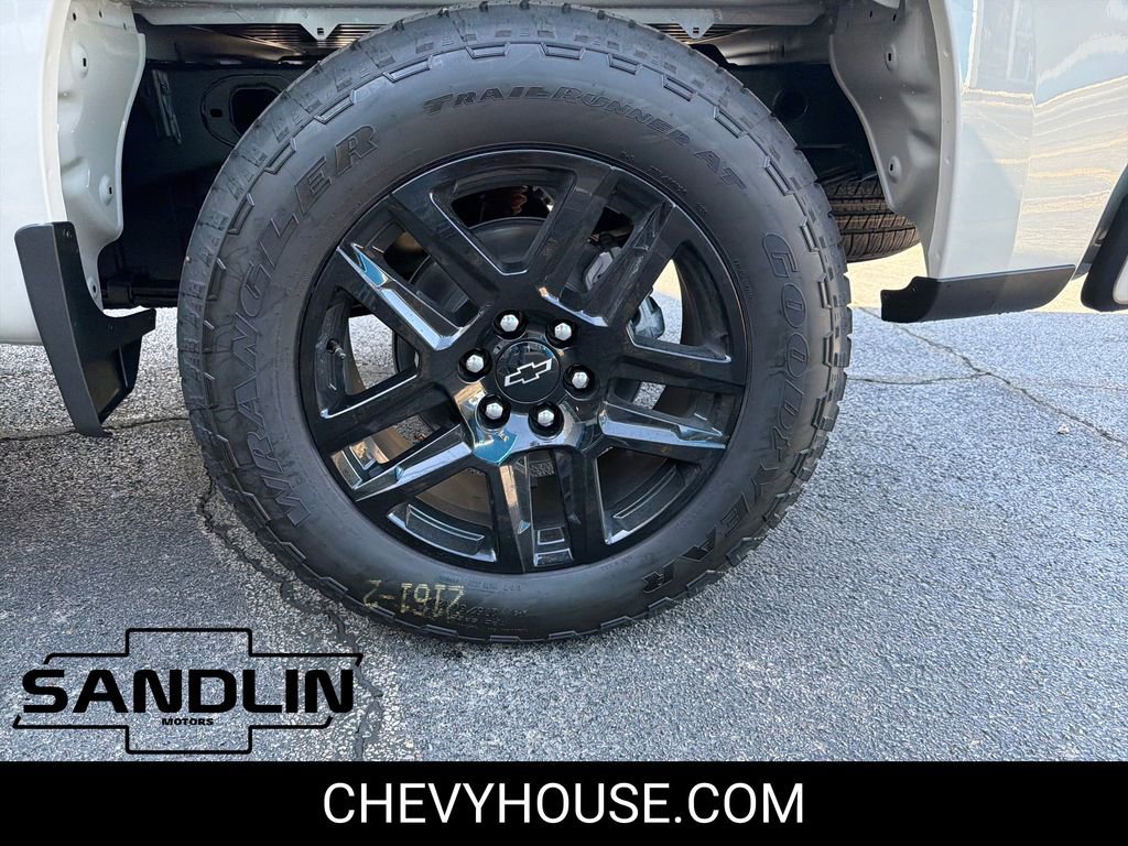 New 2026 Chevrolet Silverado 1500 Custom w/ Turbomax Blackout Package image 26