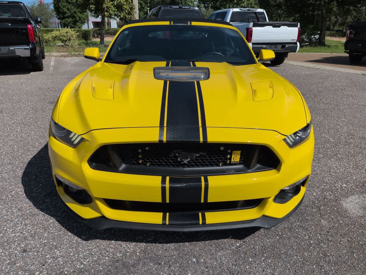Used 2017 Ford Mustang GT Premium RWD image 9