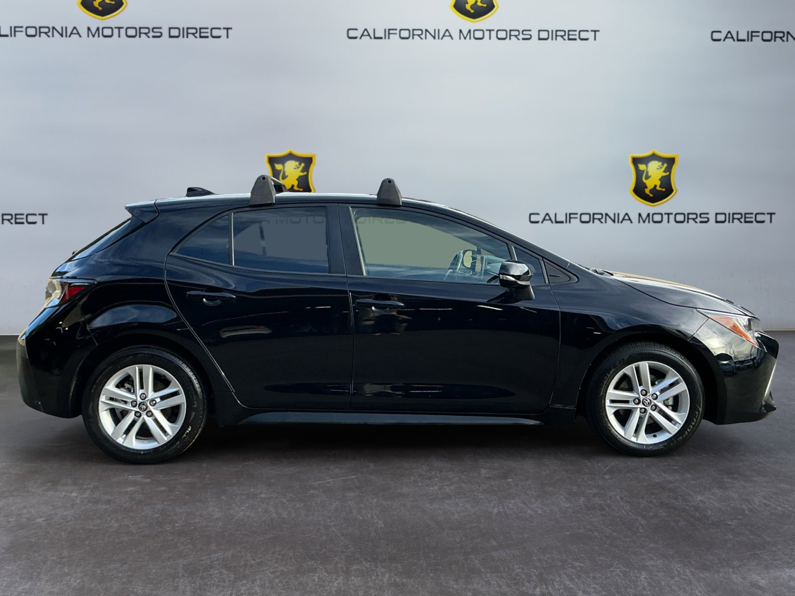 Used 2021 Toyota Corolla SE w/ Blackout Package (TMS) image 3