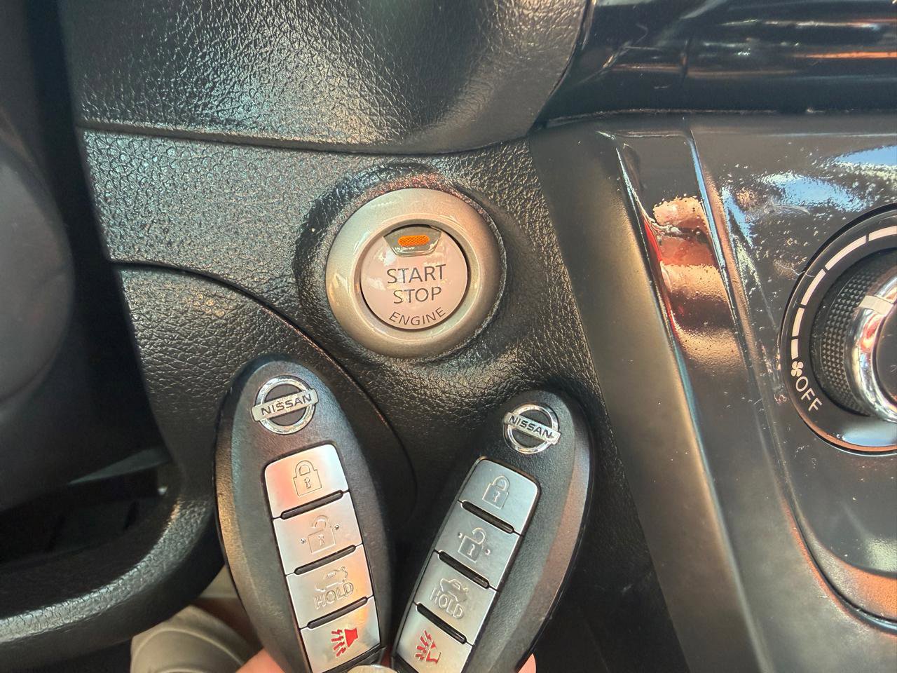 Used 2016 Nissan Sentra SV w/ Style Package image 26